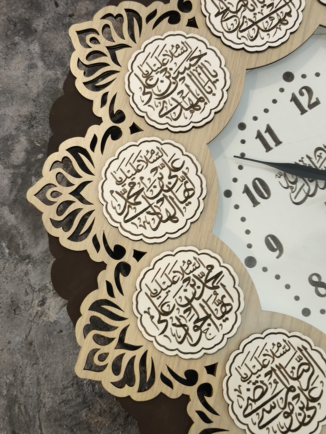 ساعت دیواری طرح مذهبی مدل پروانه