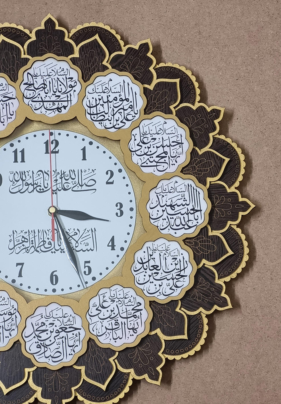 ساعت دیواری طرح مذهبی مدل ماهگل طلایی