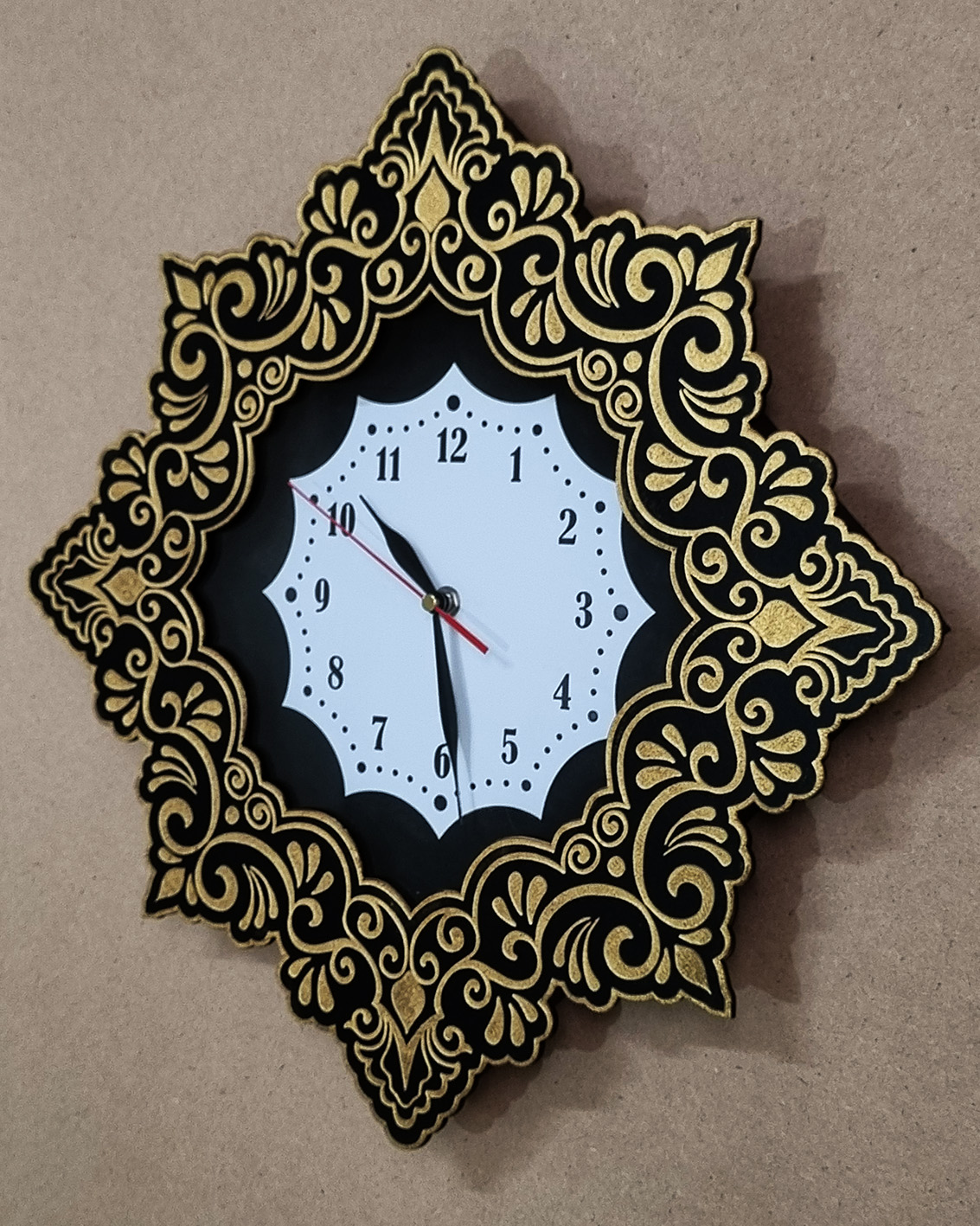 ساعت دیواری طرح شکوفه