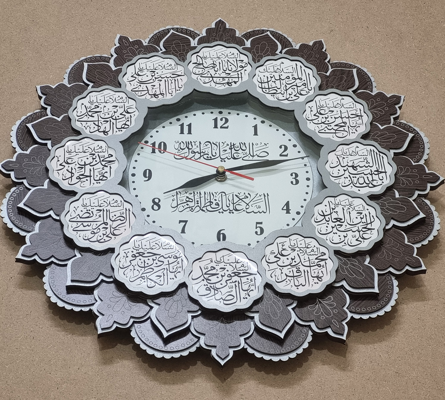ساعت دیواری طرح مذهبی مدل ماهگل